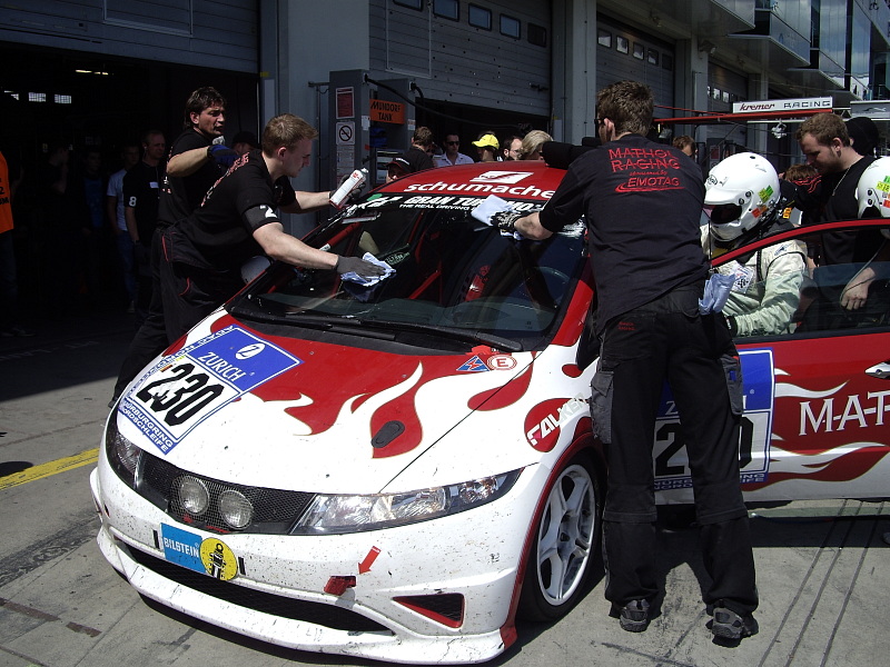 Nürburgring 24h-Rennen bei MATHOL-Racing